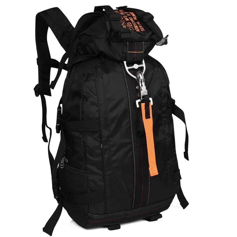 Men's Lightweight Water/Tear Resistant Backpack